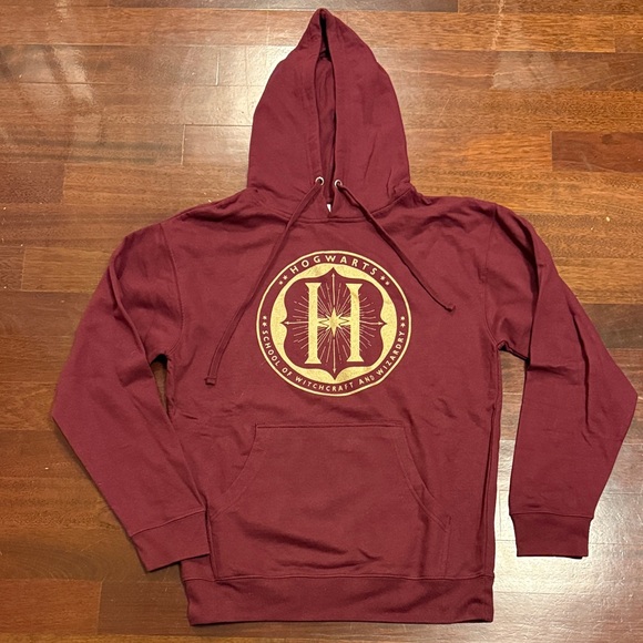 Tops - Maroon Hogwarts Hoodie
